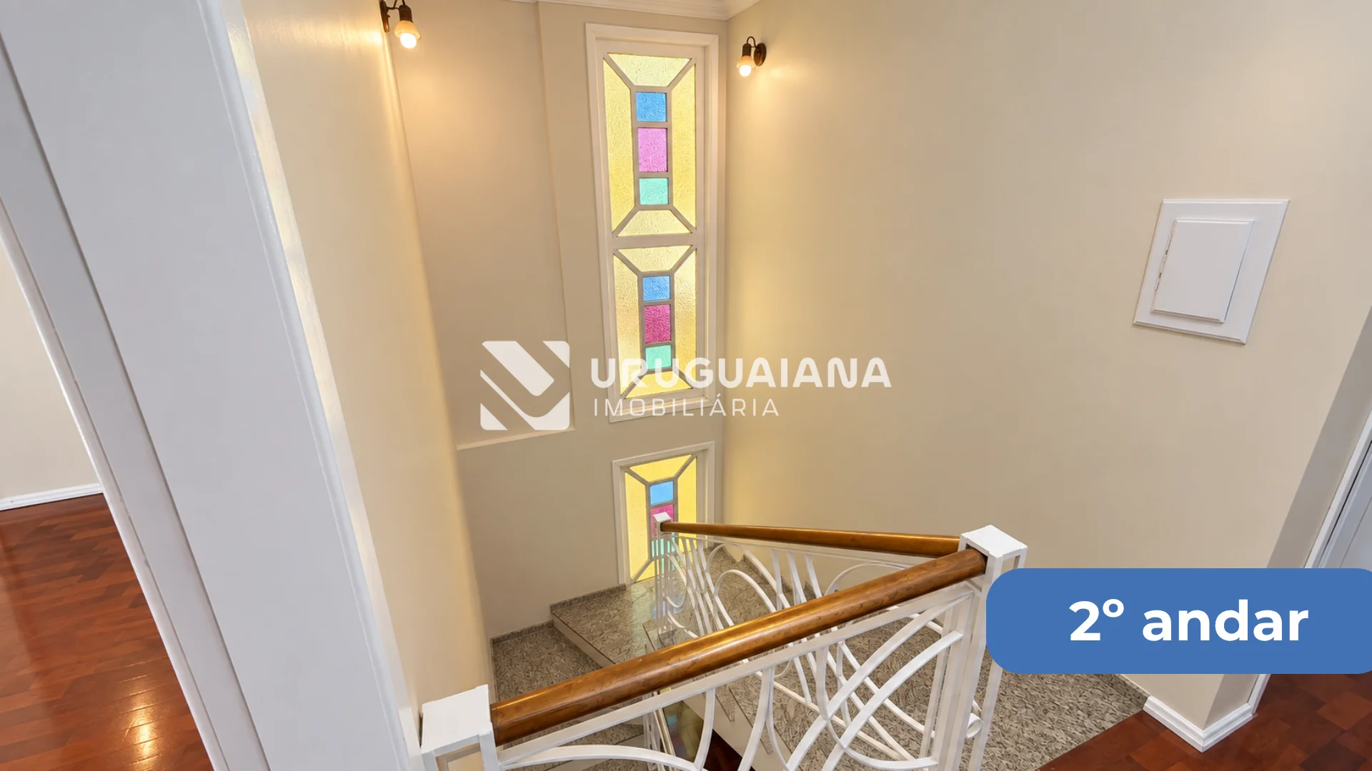 Casa de Alto Padrão em Condomínio 