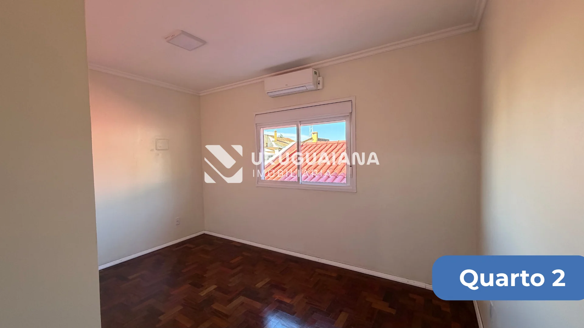 Casa de Alto Padrão em Condomínio 